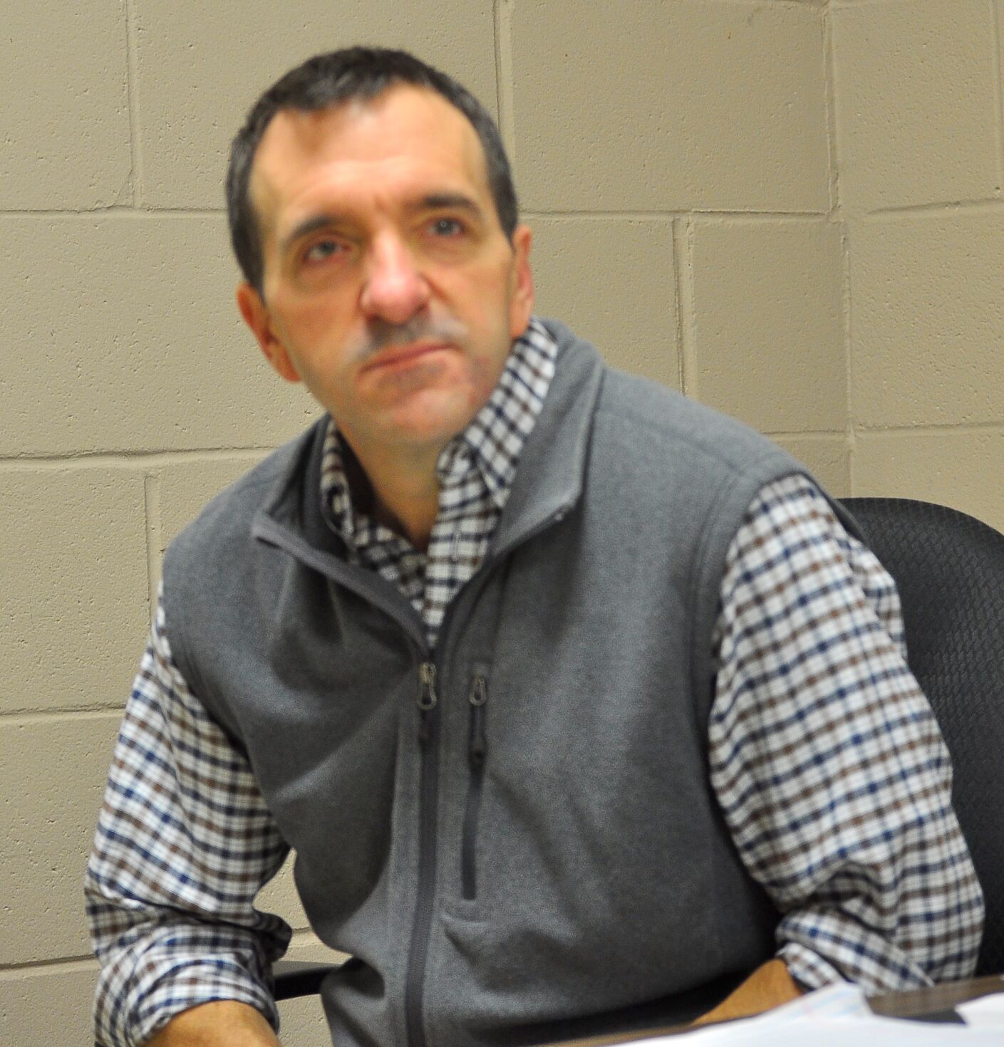 Head shot_john .JPG